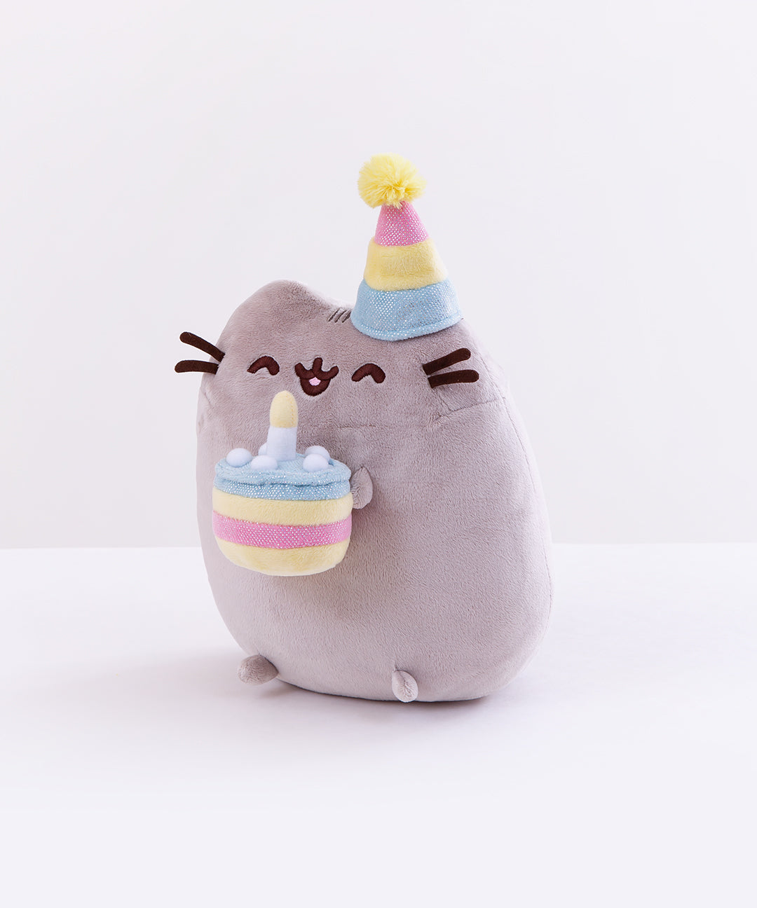 Birthday_Pusheen_plush_002_web