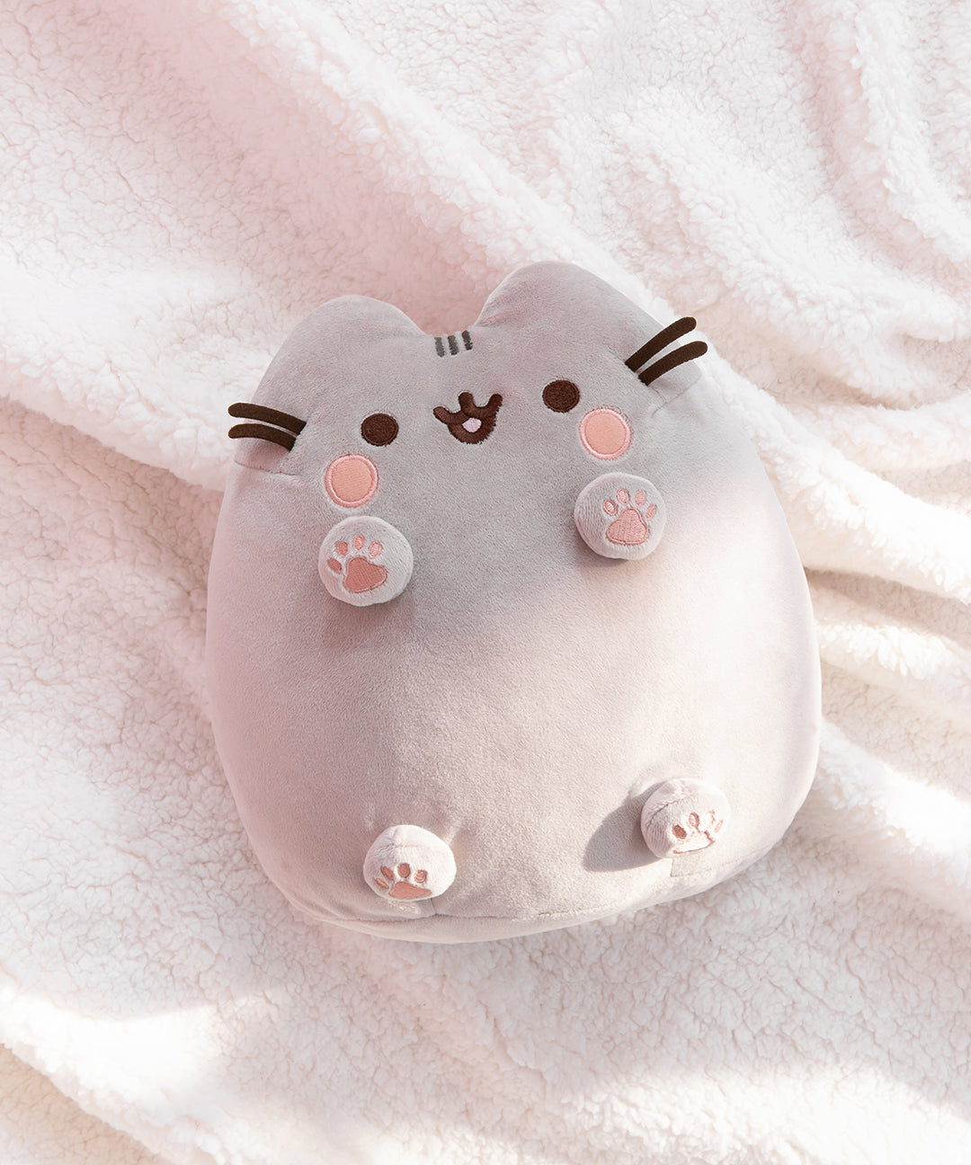 Classic_Toe_Beans_Pusheen_Plush_003_web