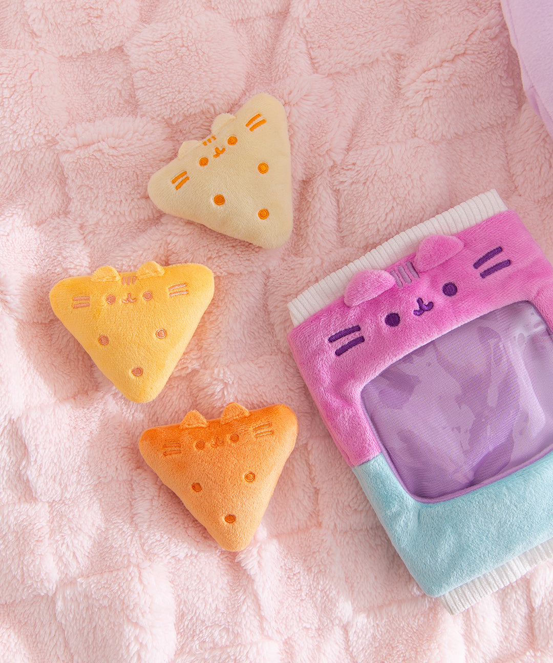 GamerPusheenBagofChipsPlush_011_web