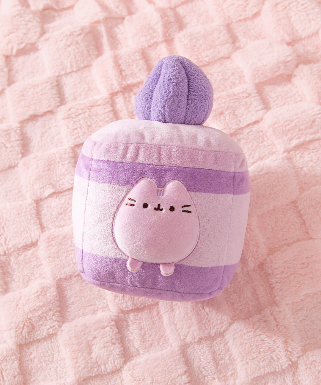 Lavender_Sponge_Cake_Squisheen_Plush_007_web
