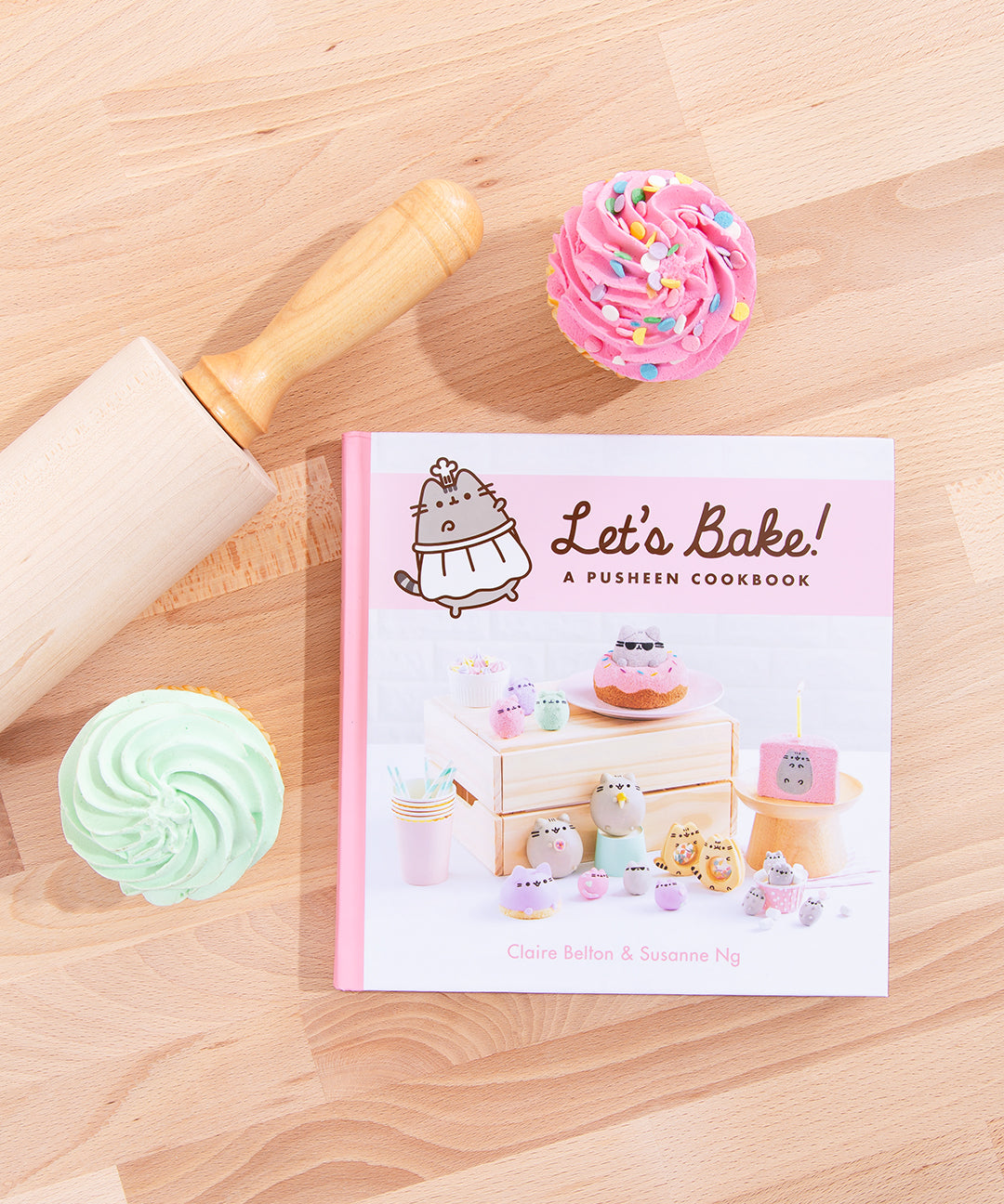 Lets_Bake_Pusheen_Cookbook_000_web