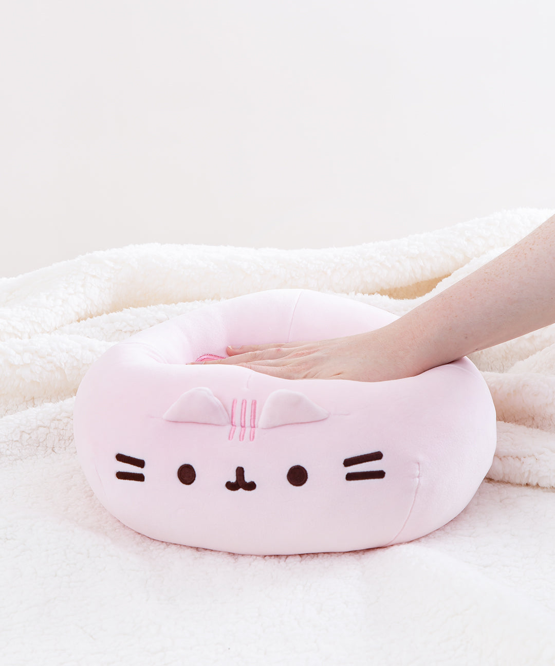 Pastel_Squisheens_Pink_005_web_0da79683-b22d-4745-aa6d-c7871737a053