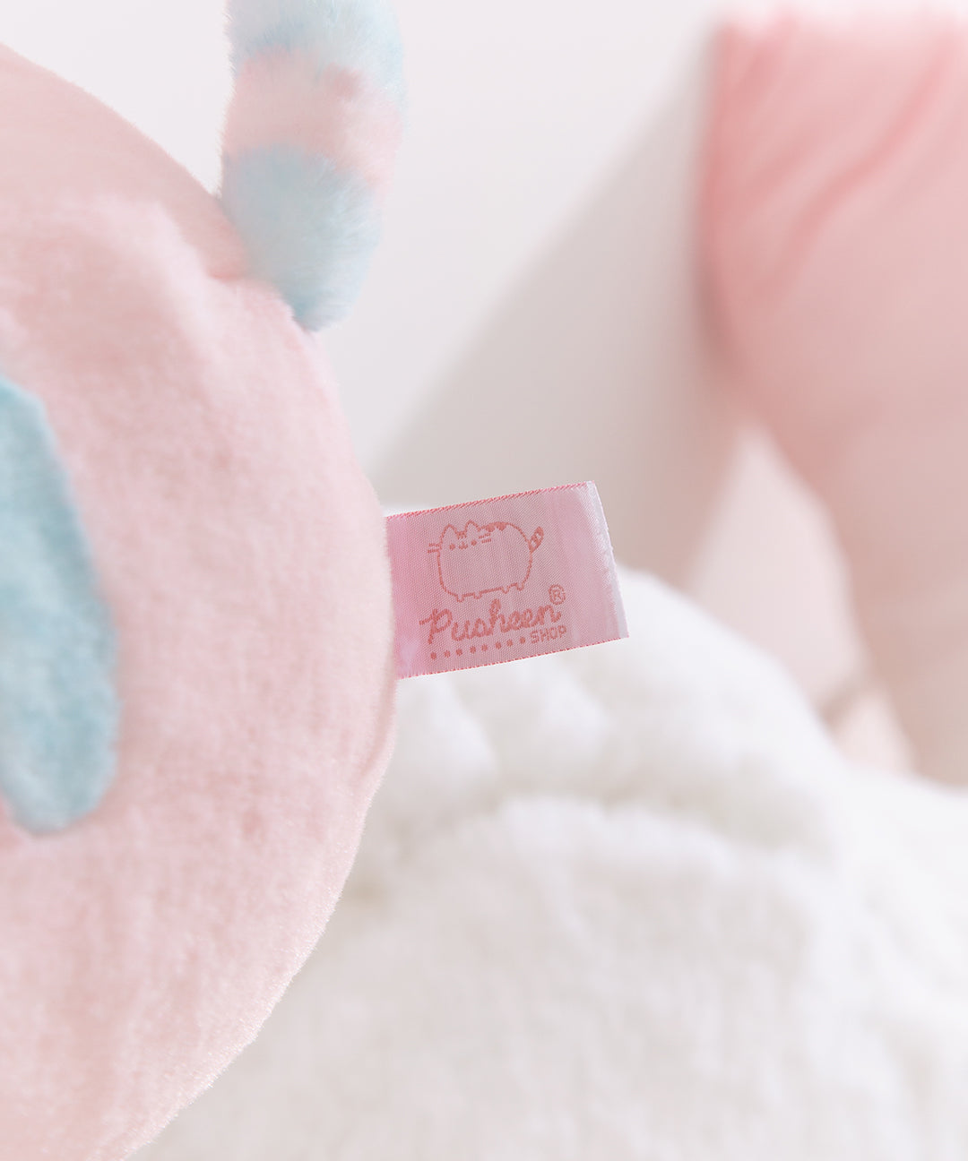 PinkDreamsheenPlush_08_web