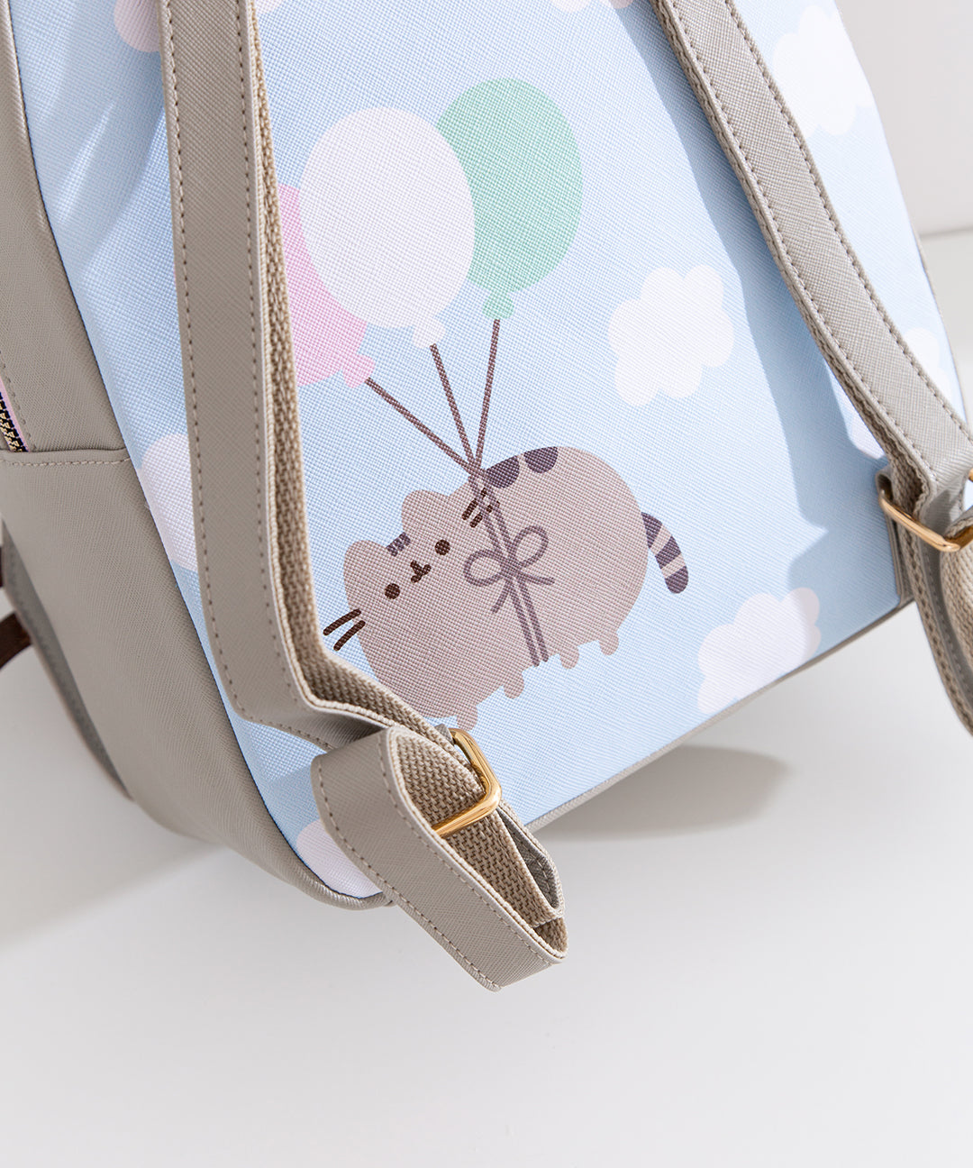Pusheen15thAnniversaryBalloonsBackpack_010_web