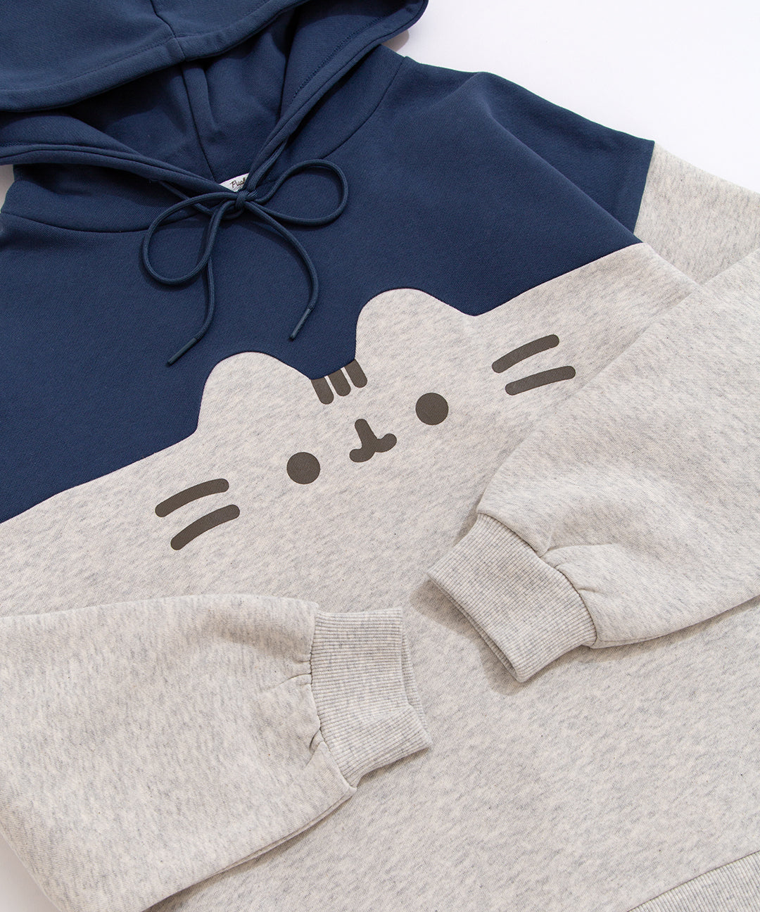 PusheenNavyRelaxed-FitCharacterHoodie_006_WEB