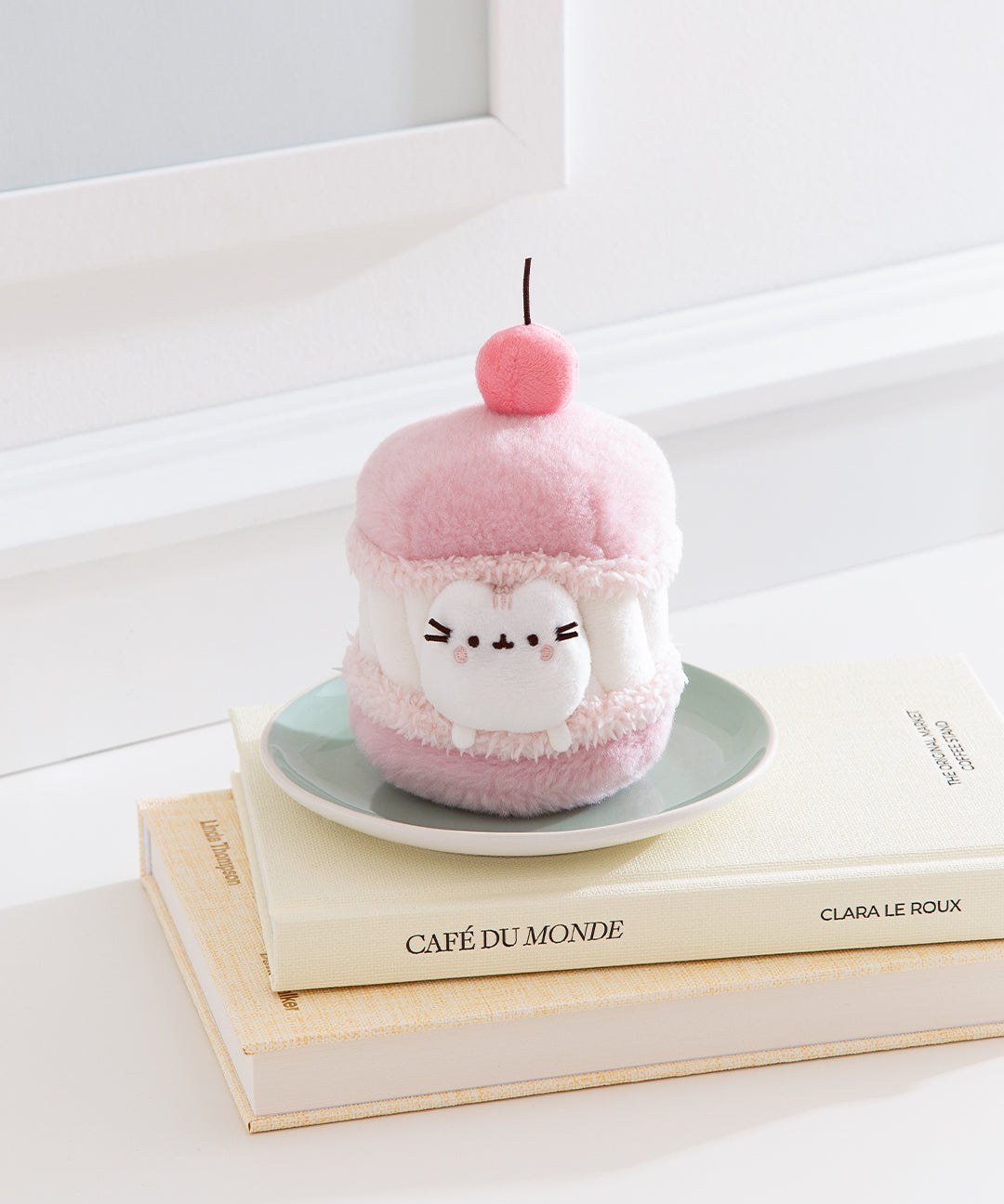 PusheenSweetsCherryMacaronPlush2-pcEnvironment_007_web