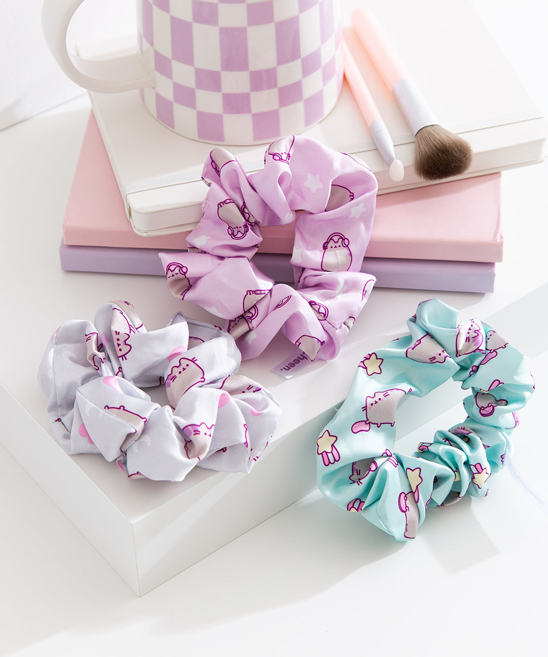 Pusheen_3-Pack_Hair_Scrunchies_009_web