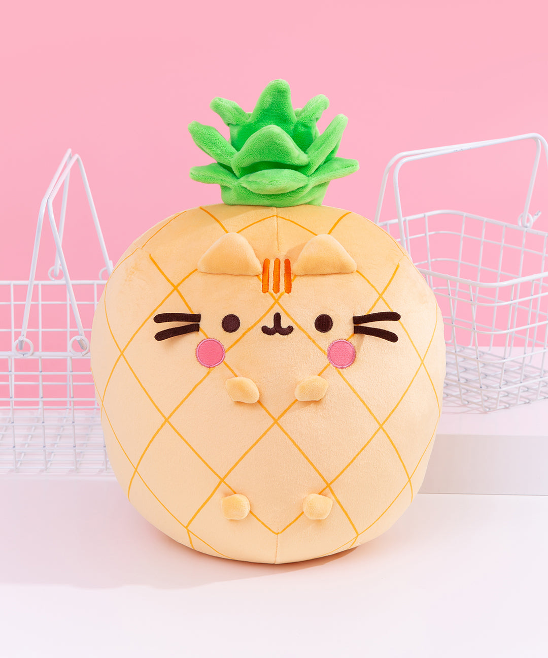 Pusheen_Fruits_Scented_Pineapple_Squisheen_Plush_004_web