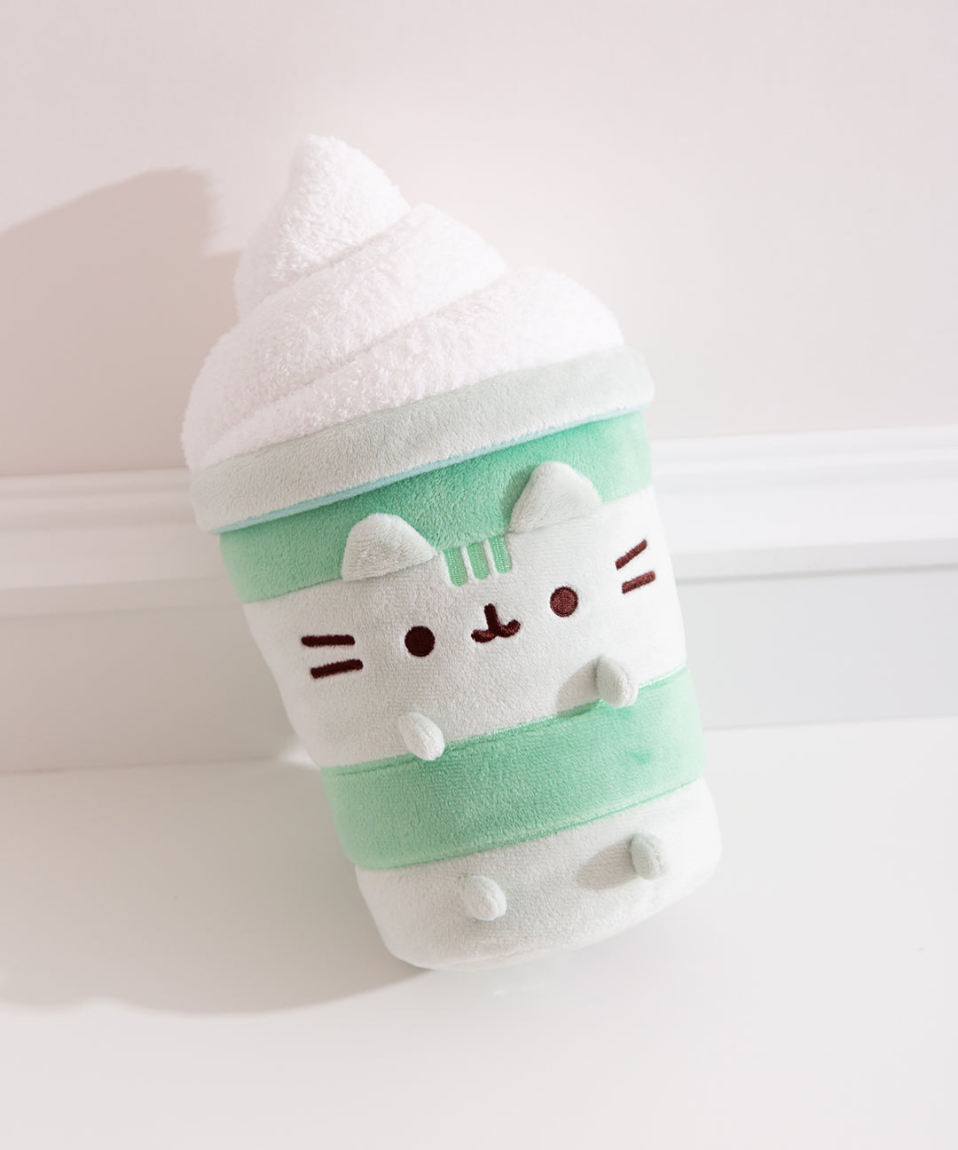 Pusheen_Matcha_Latte_Plush_001_web