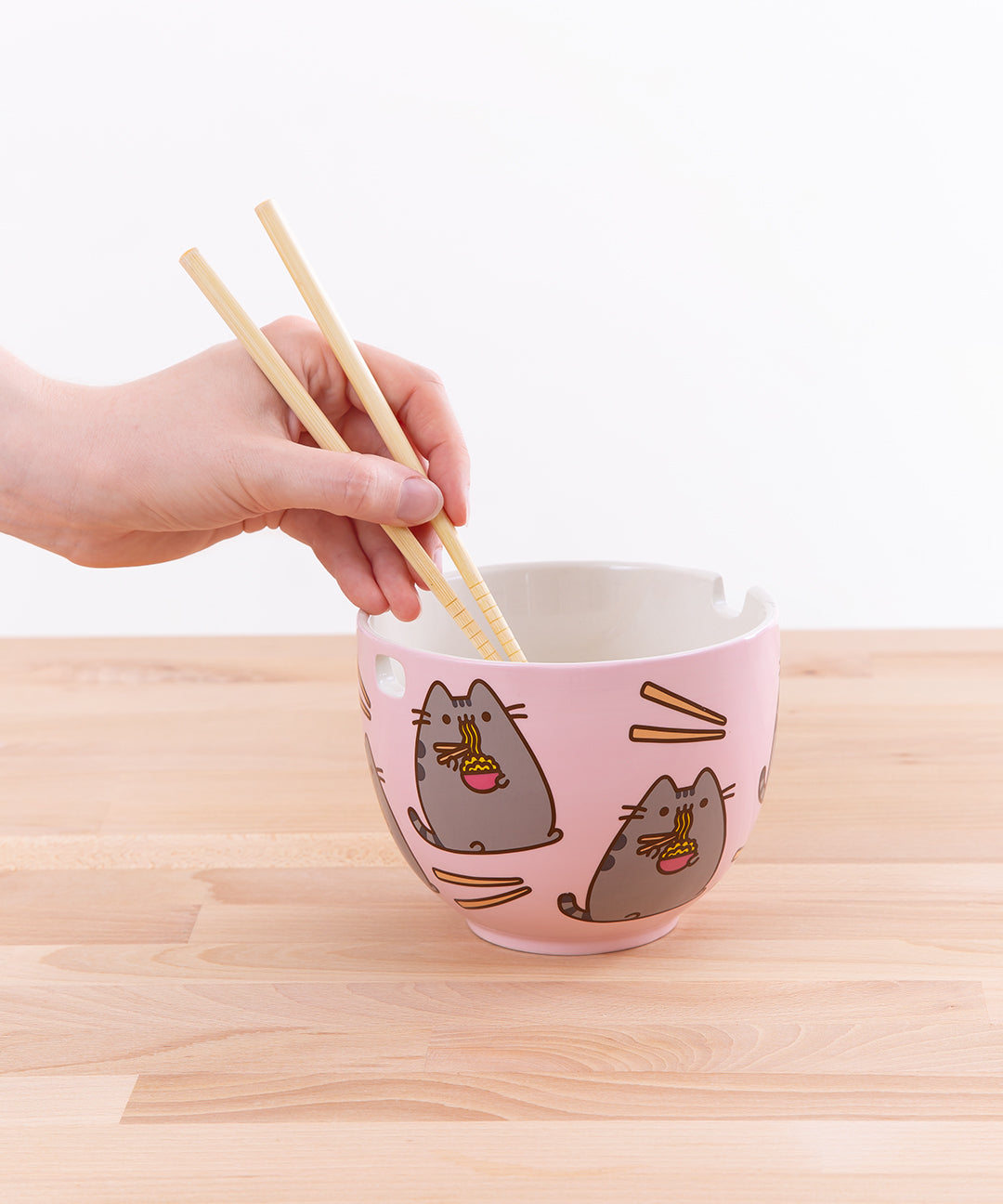 Pusheen_Ramen_Bowl_001_web