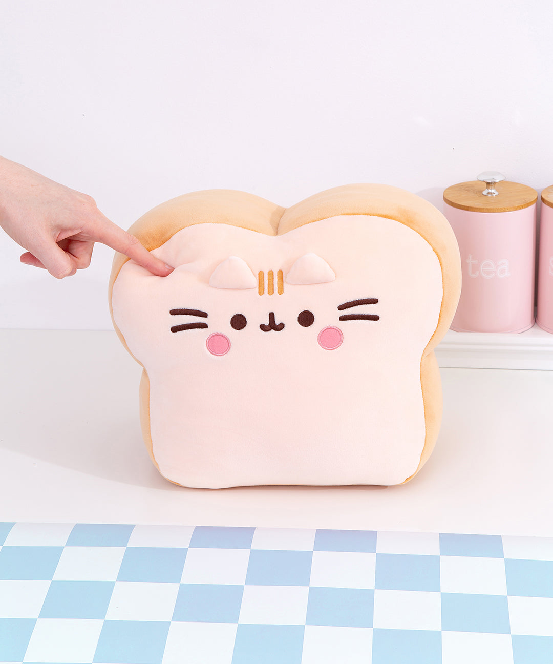 Pusheens_Kitchen_White_Bread_019_web