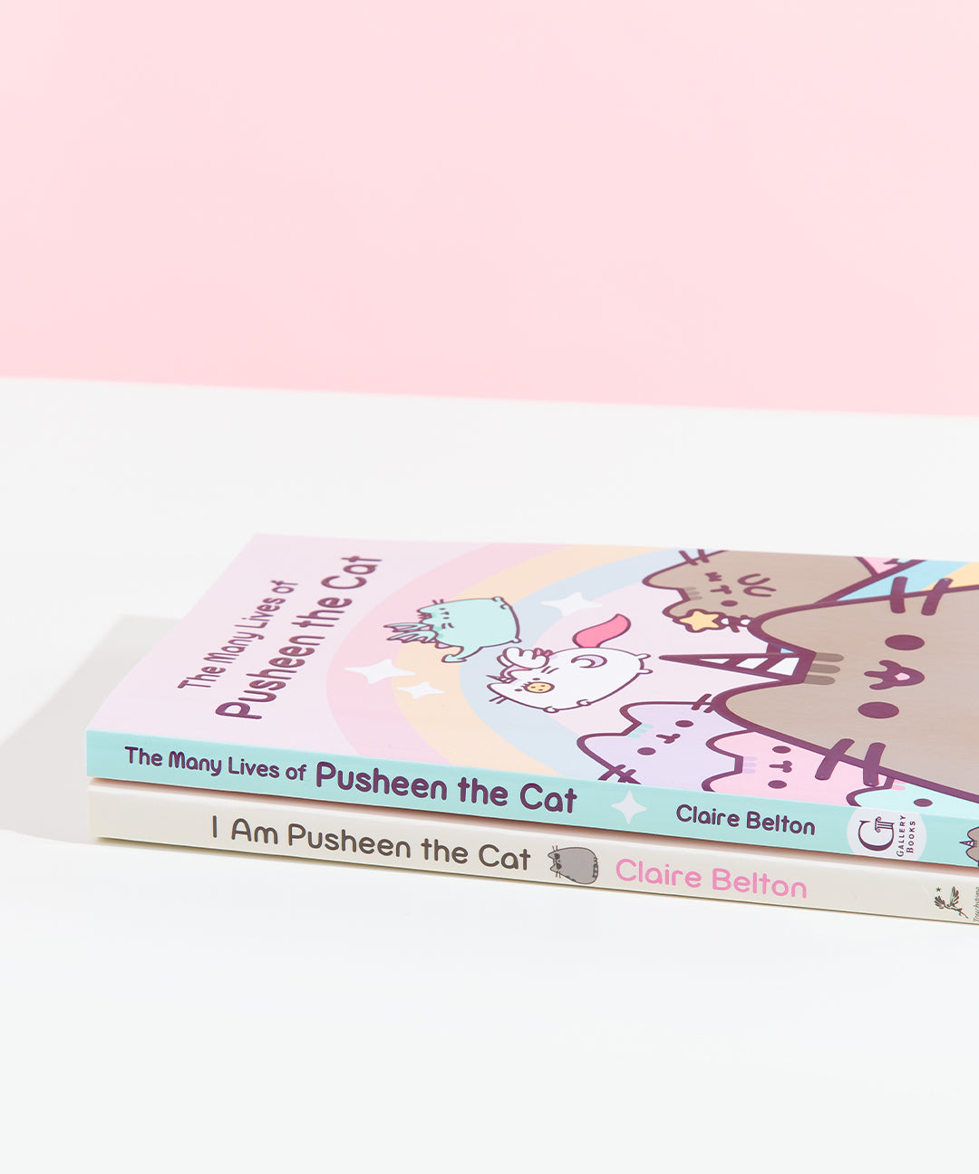 The_Many_Lives_Of_Pusheen_Book_000_web
